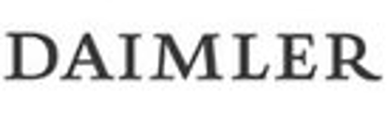 Das Wort "DAIMLER" in schwarzer Serifenschrift.