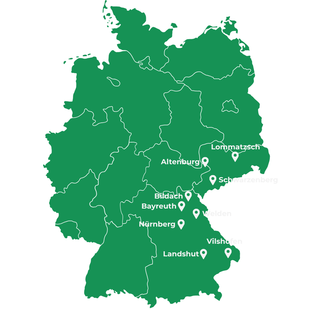 Grüne Deutschlandkarte mit weißen Standortnadeln und Ortsnamen wie Nürnberg, Landshut, Vilshofen, Walden.